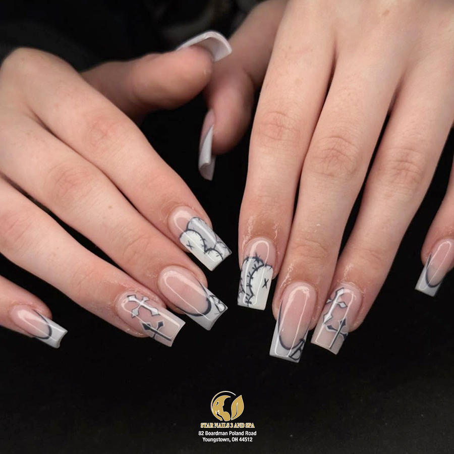 Trending July Nail Ideas